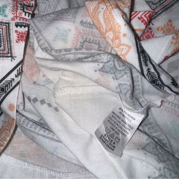 DNA Couture White and Orange Aztec knit top, short roll sleeve, Sz M​ - Picture 10 of 10